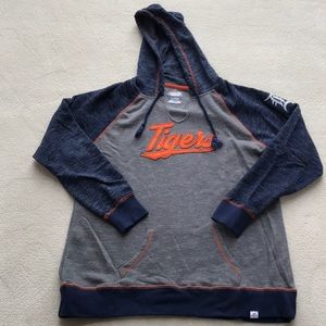 MAJESTIC AUTHENTIC DETROIT TIGER SWEATSHIRT. NWT